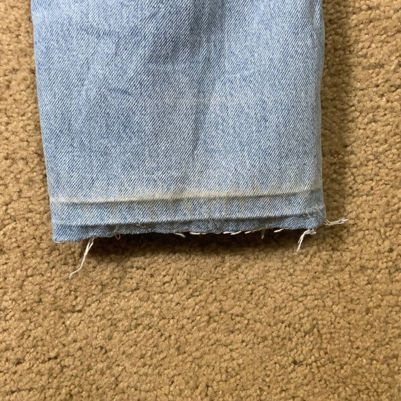 Vinatge LEVIS Mens Jeans Sz 34x29 Relaxed 540 Straight Brown Tab Light Wash Blue - Picture 12 of 12